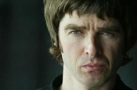 noel cantante della band inglese Oasis