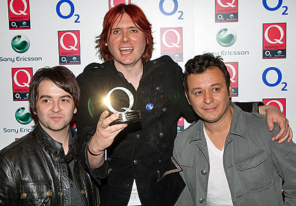 manics-gal-qawards