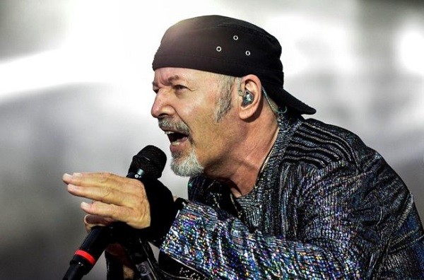 concerti vasco rossi rinviati al 2021